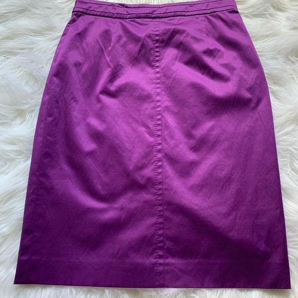 Hugo Boss pencil skirt - Picture 2 of 10